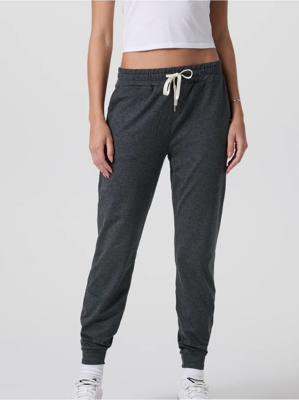 Vuori Women’s Performance Jogger Lounge Sweat Pants Athleisure Track Grey XL